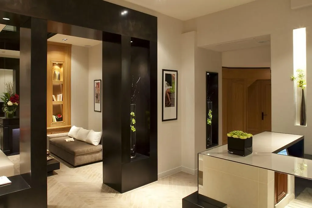 Marceau Champs-elysees מלון 3*