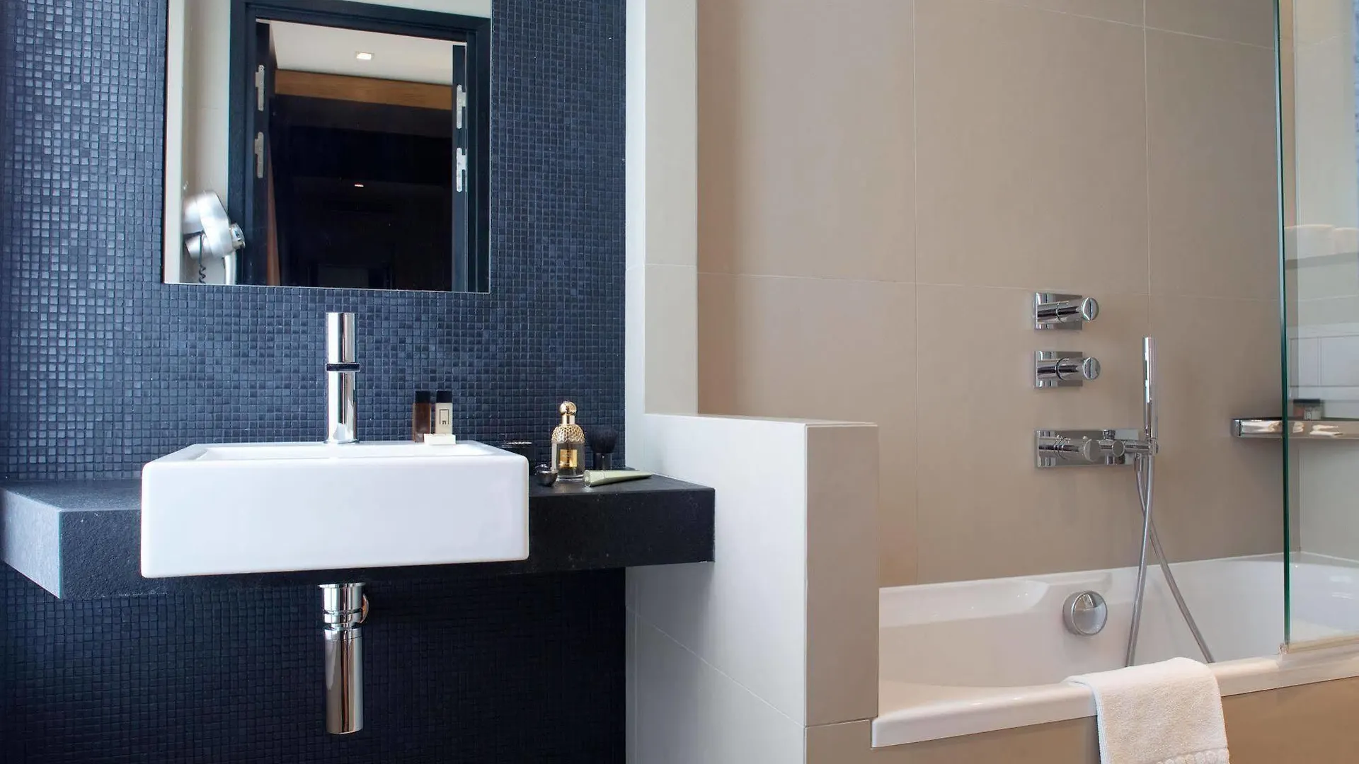 Marceau Champs-elysees Hotel Paris